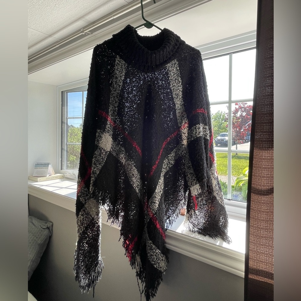 Knitted pull over